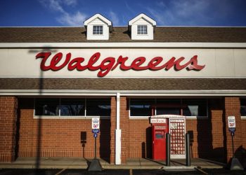 Walgreens announces price cuts on 1,300 items amid ongoing consumer spending fatigue