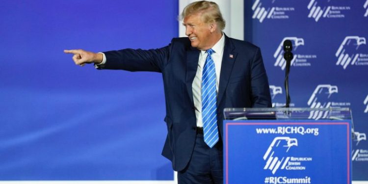 First on Fox: Massive donation to Trump from Jewish org amid anti-Israel campus protests