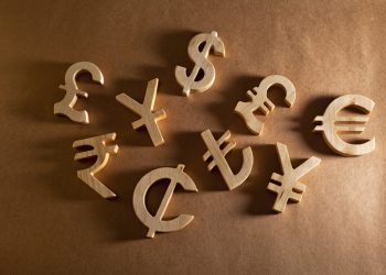 EURGBP and EURCHF: EURCHF falls to a weekly low at 0,97990