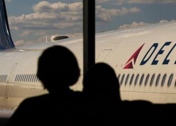 How Delta made itself America’s luxury airline — and what United wants to do about it
