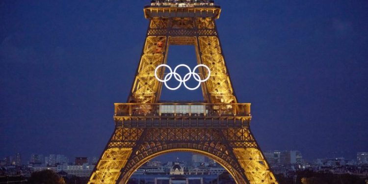 Delta says the Olympics will cost it $100 million as travelers skip Paris