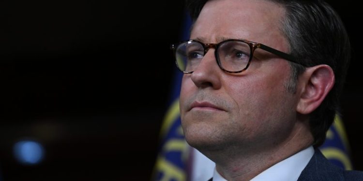 House Republicans continue to flail, further endangering their majority