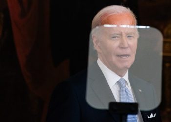 Biden’s omnipresent accessory, even in your living room: A teleprompter