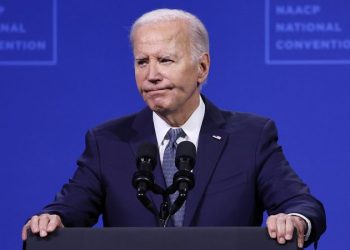 5 more House Democrats call on Biden to drop out, third US senator
