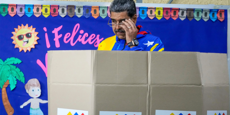 Venezuelan President Nicolas Maduro claims election victory, refuses to publish results