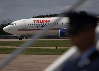 JD Vance’s plane makes emergency landing after door malfunction