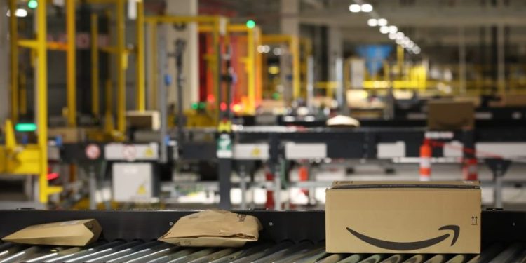 Promises of ‘passive income’ on Amazon led to death threats for negative online review, FTC says