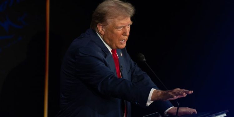 Trump pushes false claims about migrants eating dogs in Springfield, Ohio