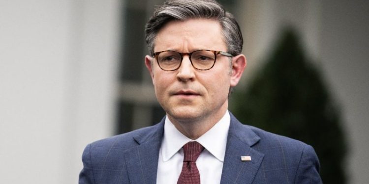 Mike Johnson faces conservative mutiny over Trump-backed plan to avert government shutdown