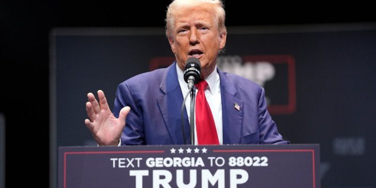 Trump briefed on ‘real and specific threats’ from Iran to assassinate him, campaign says