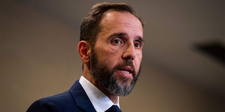 Former Trump co-defendants want judge to block Special Counsel Jack Smith report