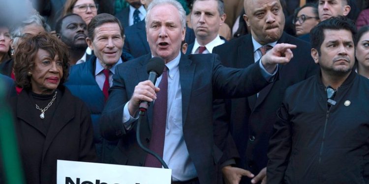 White House calls Democrat criticism of DOGE ‘unacceptable’ and ‘incredibly alarming’