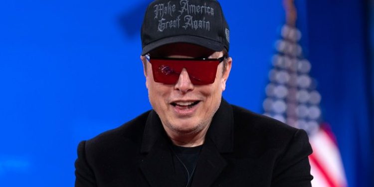 Federal workers who fail to return to office will be placed on administrative leave, Musk states