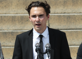 DNC lambasted for ‘beyond parody’ leadership vote that included singing, gender rules: ‘Can’t stop laughing’