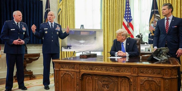 Trump rips ‘loser’ Tim Walz for hurting Dems in 2024 election