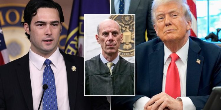 SCOOP: Judge Boasberg impeachment push gains support despite House GOP leaders’ resistance