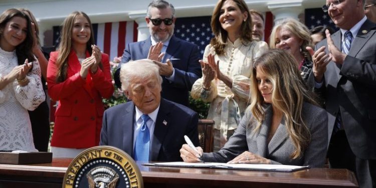Trump hails cooperative effort at anti-revenge porn bill signing: ‘Bipartisanship is still possible’