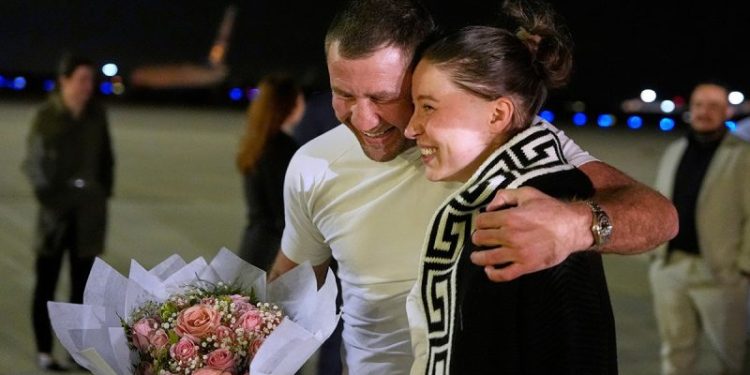 Trump to meet with American ballerina freed from Russian prison