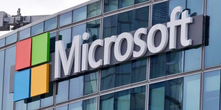 Microsoft says goodbye to the Windows blue screen of death