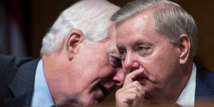 Senate Republicans call on DOJ to appoint special counsel in Obama-Russia investigation