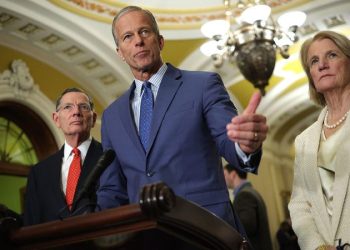 $174B spending package to avert shutdown clears key hurdle in Senate