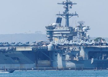 Iran pushes for Friday nuclear talks in Oman amid rising tensions with US forces: source